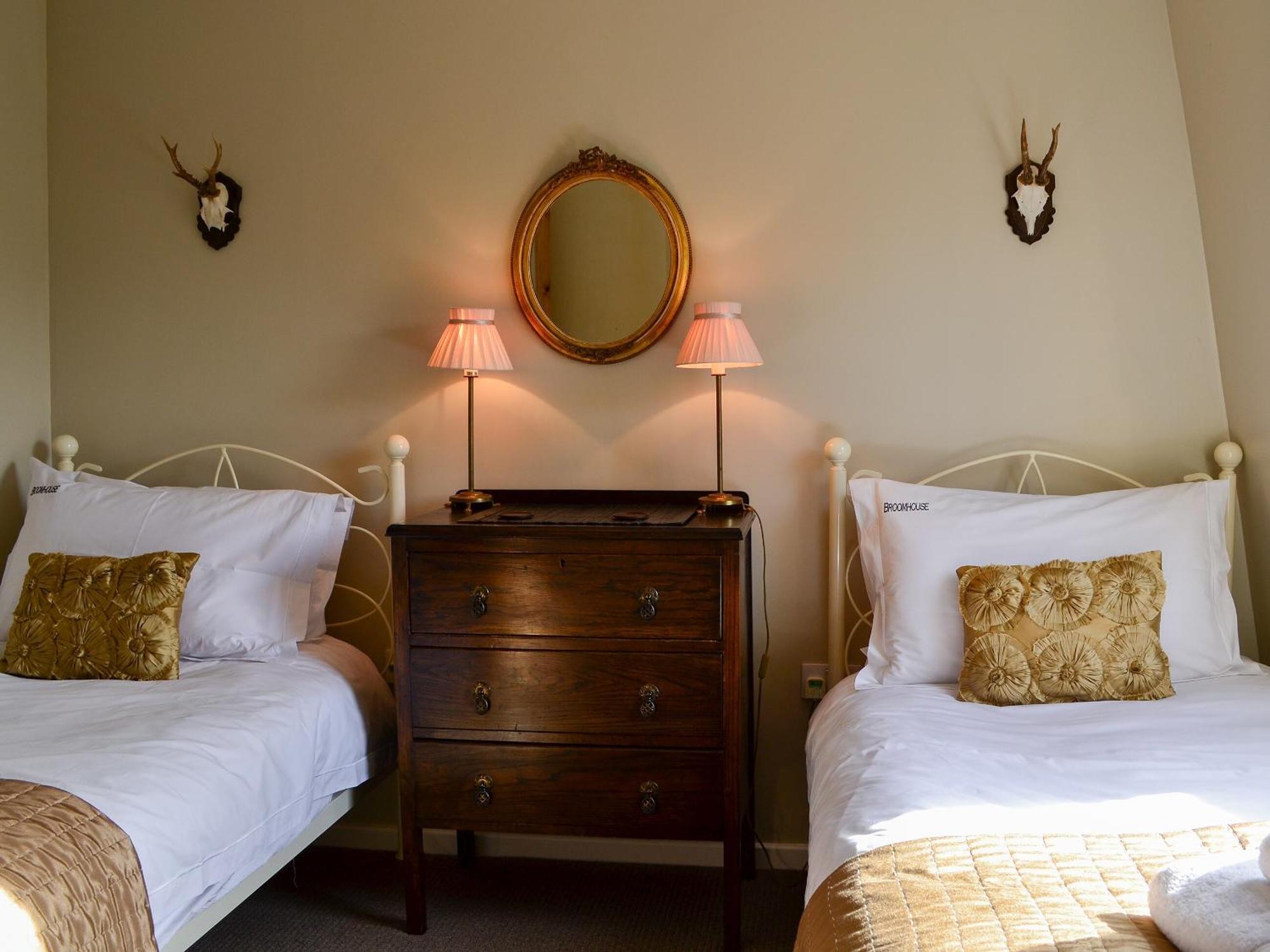 Broomhouse Lodge Edrom Екстериор снимка